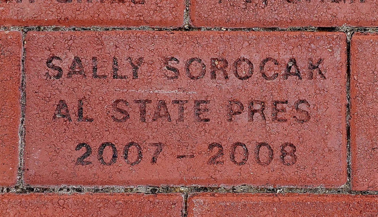 thumbnail_Sorocak brick